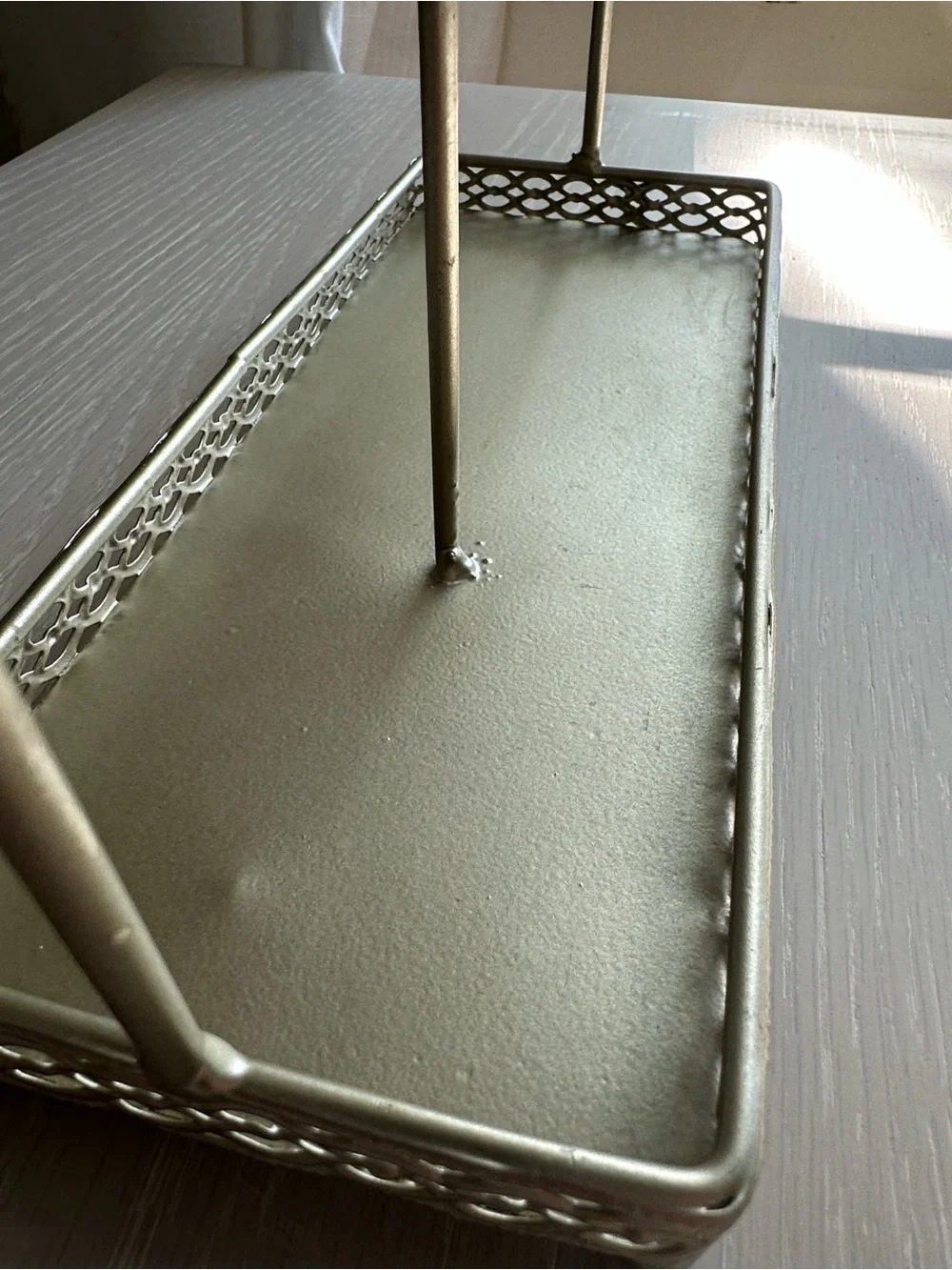 Metal Jewelry Organizer Stand in Metallic Cream - Picture 6 of 6
